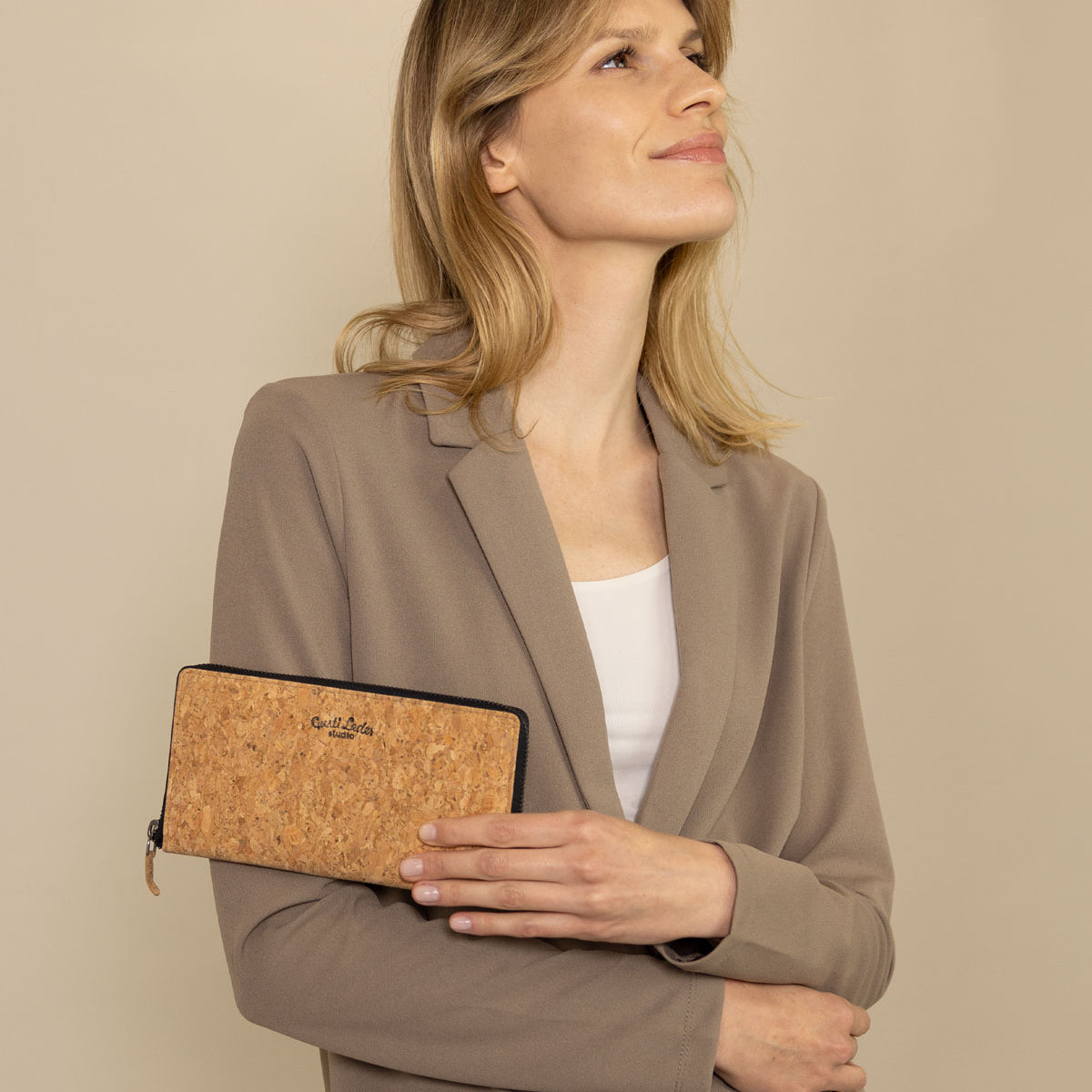 Hudson & James Portafoglio da donna in sughero, vegano, con blocco RFID, portafoglio da donna, Marrone Sughero, M, Contemporaneo Hudson & James Portafoglio da donna in sughero, vegano, con blocco RFID, portafoglio da donna, Marrone Sughero, M, Contemporaneo