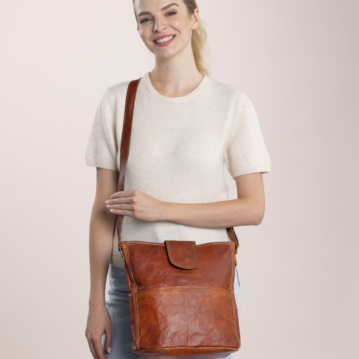 Gusti Borsa a tracolla pelle - Josephine Donna, Nero , 22 x 30 x 16 cm Gusti Borsa a tracolla pelle - Josephine Donna, Nero , 22 x 30 x 16 cm