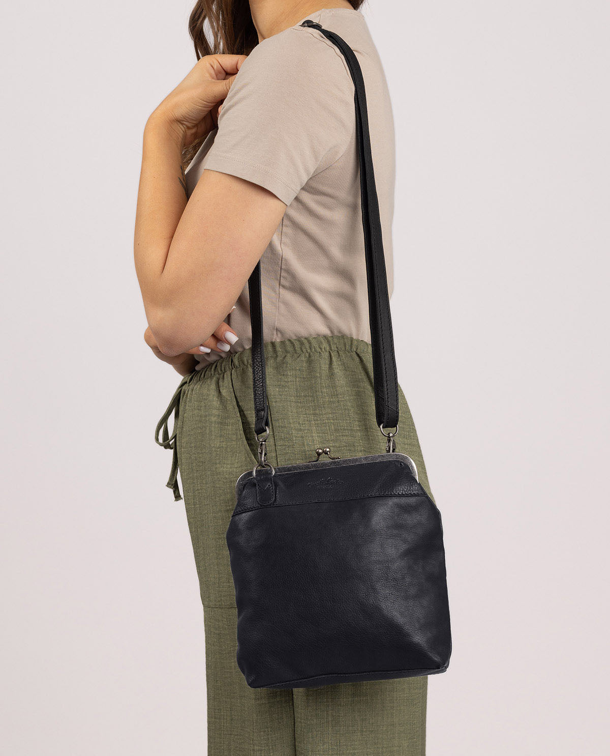 Borsa a tracolla da donna in vera pelle moda autunno inverno Borsa a tracolla da donna in vera pelle moda autunno inverno