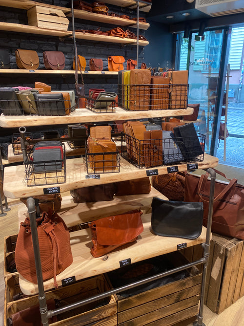 Servizio di riparazione in negozio